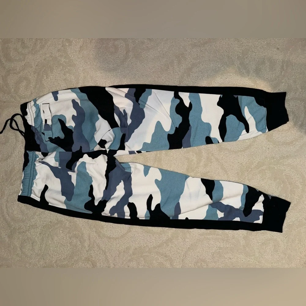 Nike jogging pants - Picture 4 of 5